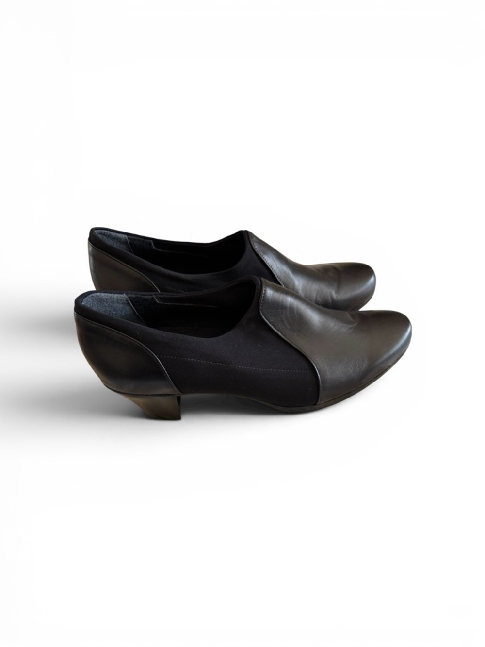 Ladies Munro slip-on shoes - Picture 4 of 12